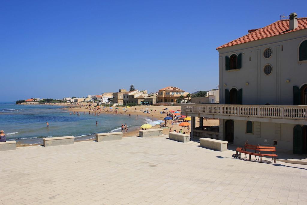 Appartamenti Pomelia Punta Secca Kültér fotó